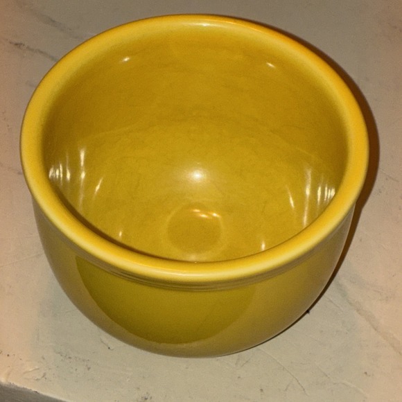 FiestaWare CHILI BOWL - 4.5" x 3.5" BRIGHT YELLOW - Picture 3 of 9
